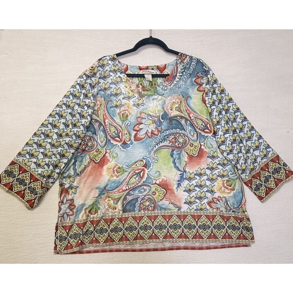 Alfred Dunner Womenβs 2X Plus Paisley Floral Embellished 3/4 Sleeve Tunic Top